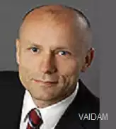 Dr. med. Steffen Leike